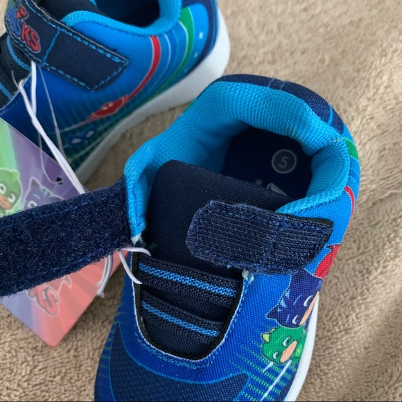 Toddler 5 PJ MASKS Blue / Multi Hook & Loop Athletic Sneakers Shoes NWT Cute - Picture 7 of 8